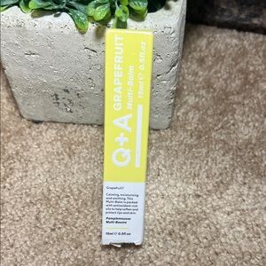 Q+A Grapefruit Multi-Balm - Refreshing Yellow